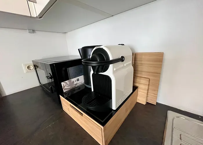 Funky Apartment Near Central Station Free Parking